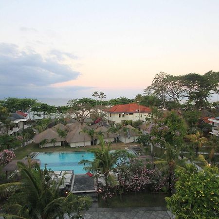 Alit Beach Resort And Villas Sanur  Exterior photo