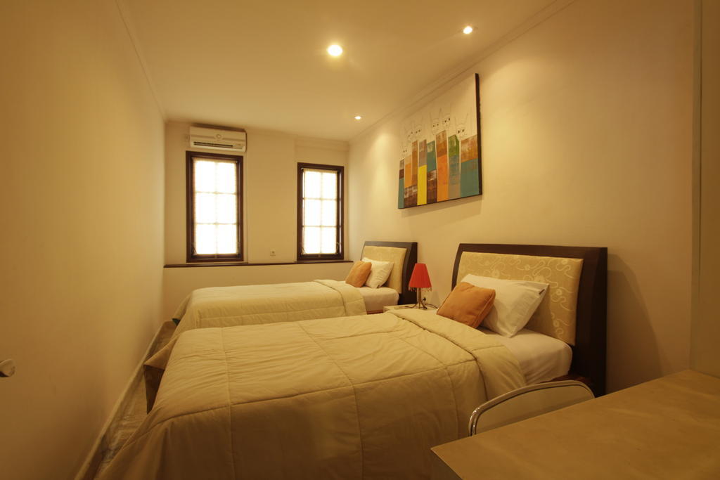 Alit Beach Resort And Villas Sanur  Exterior photo