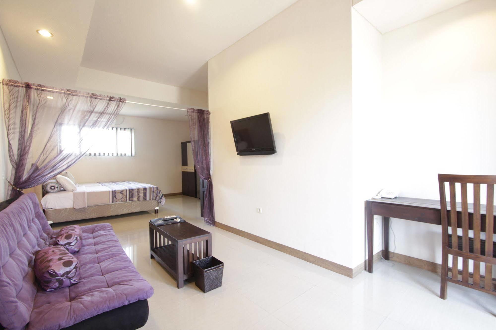 Alit Beach Resort And Villas Sanur  Exterior photo