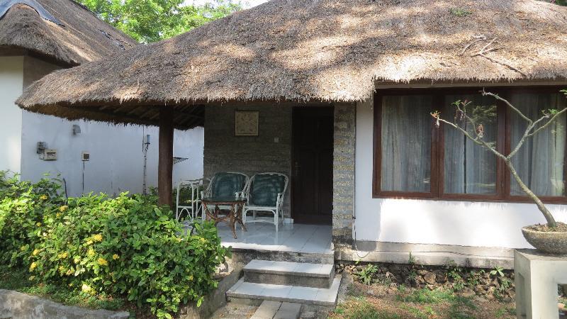 Alit Beach Resort And Villas Sanur  Exterior photo