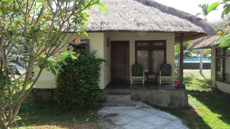 Alit Beach Resort And Villas Sanur  Exterior photo